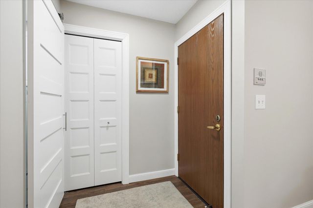 6869 Langford Drive, Edina, MN 55436