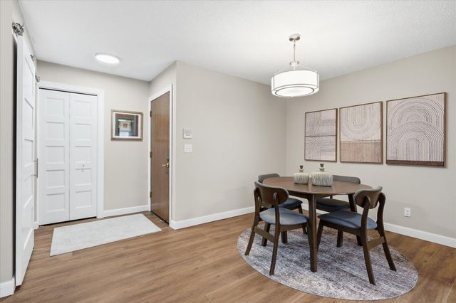 6869 Langford Drive, Edina, MN 55436