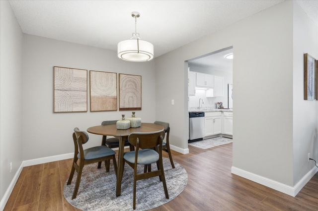 6869 Langford Drive, Edina, MN 55436