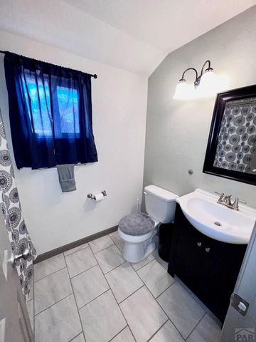 1416 Laredo St, Pueblo, CO 81006