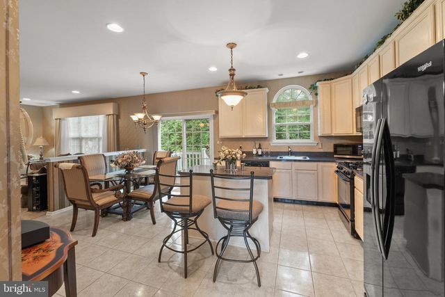 8 GANDER CT, Sicklerville, NJ 08081