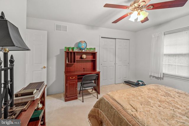 8 GANDER CT, Sicklerville, NJ 08081