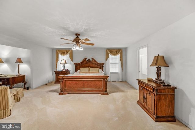 8 GANDER CT, Sicklerville, NJ 08081