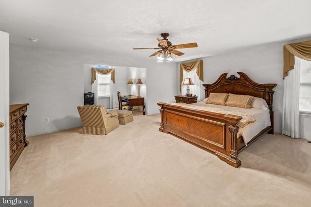 8 GANDER CT, Sicklerville, NJ 08081