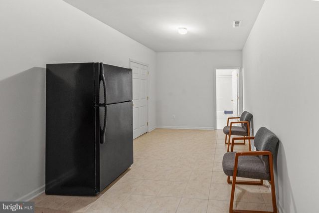 8 GANDER CT, Sicklerville, NJ 08081