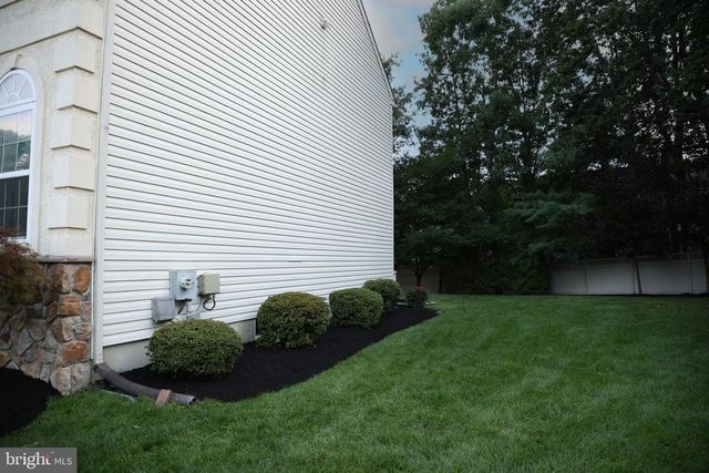 8 GANDER CT, Sicklerville, NJ 08081