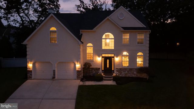 8 GANDER CT, Sicklerville, NJ 08081