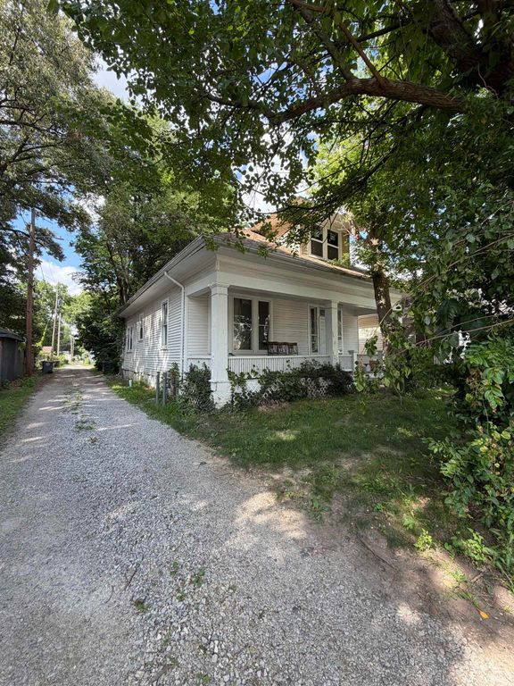 710 Waggoner Avenue, Evansville, IN 47713