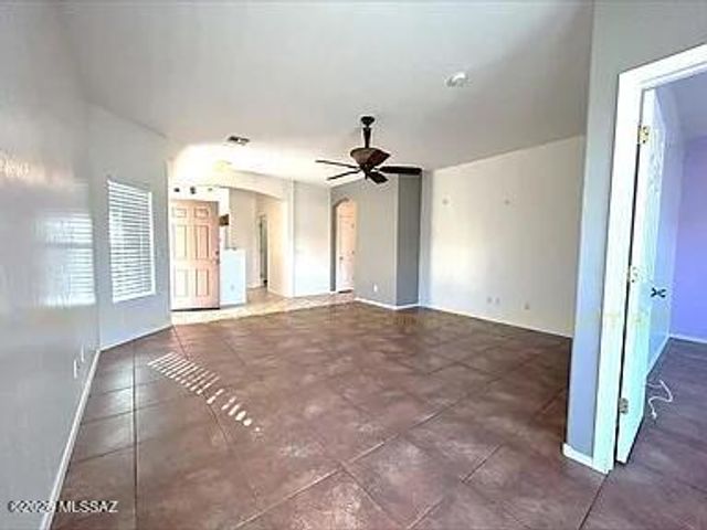 1037 S Speckled Stone Way, Tucson, AZ 85710
