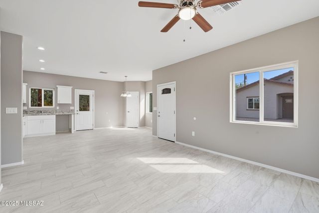 5627 E 29th Street, Tucson, AZ 85711