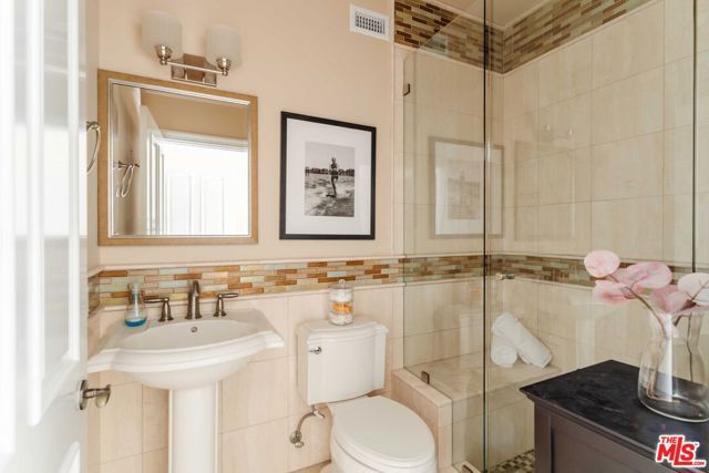 16799 Monte Hermoso Drive, Pacific Palisades (los Angeles), CA 90272