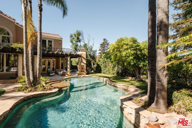 16799 Monte Hermoso Drive, Pacific Palisades (los Angeles), CA 90272