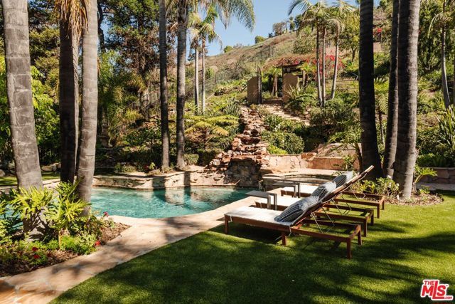 16799 Monte Hermoso Drive, Pacific Palisades (los Angeles), CA 90272