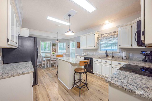 104 Woodside Drive, Daphne, AL 36526
