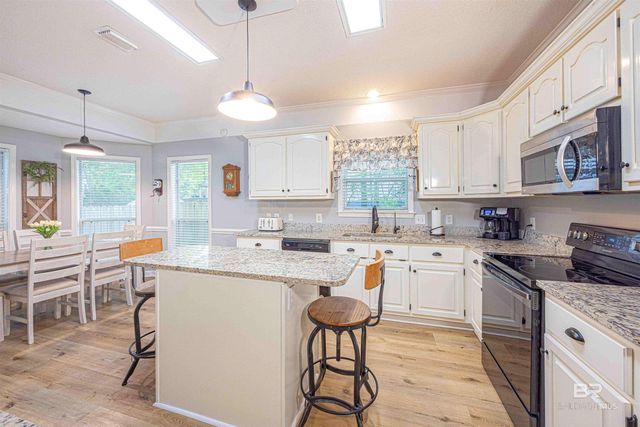 104 Woodside Drive, Daphne, AL 36526