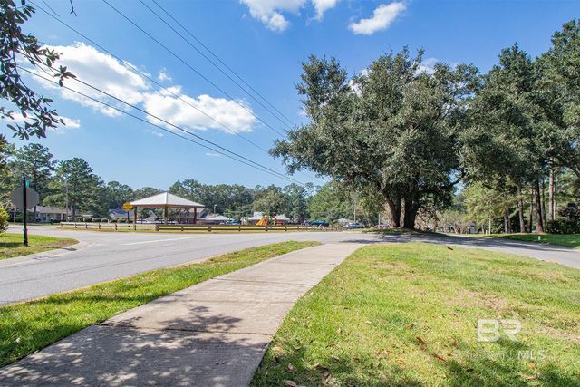 104 Woodside Drive, Daphne, AL 36526