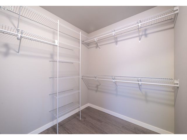 160 BRAXTON Ct, Roseburg, OR 97471