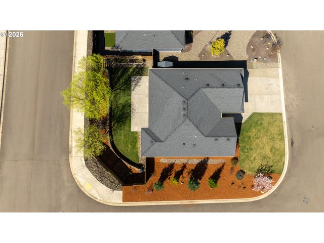 160 BRAXTON Ct, Roseburg, OR 97471