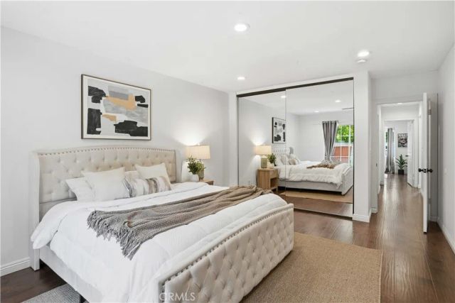 5224 Woodlake, Woodland Hills, CA 91367
