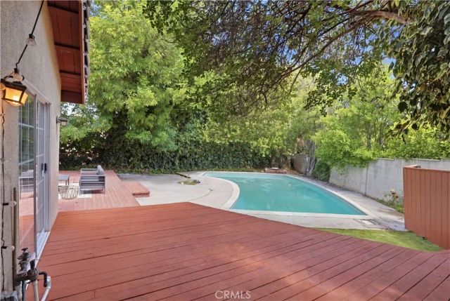 5224 Woodlake, Woodland Hills, CA 91367