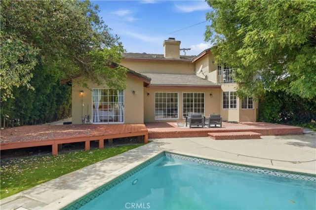 5224 Woodlake, Woodland Hills, CA 91367