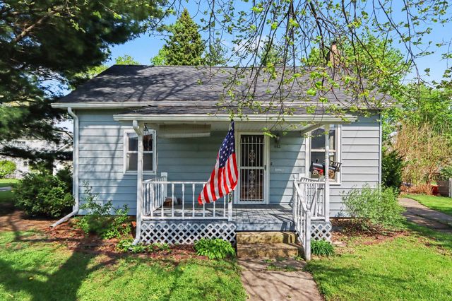 402 S Jefferson Street, Sturgis, MI 49091
