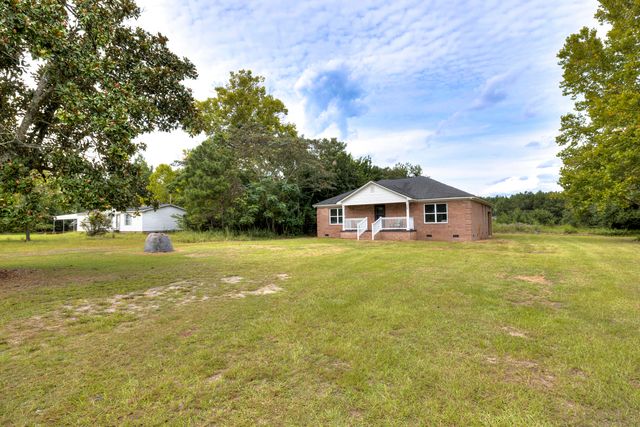 1158 Dewitt Street, Manning, SC 29102