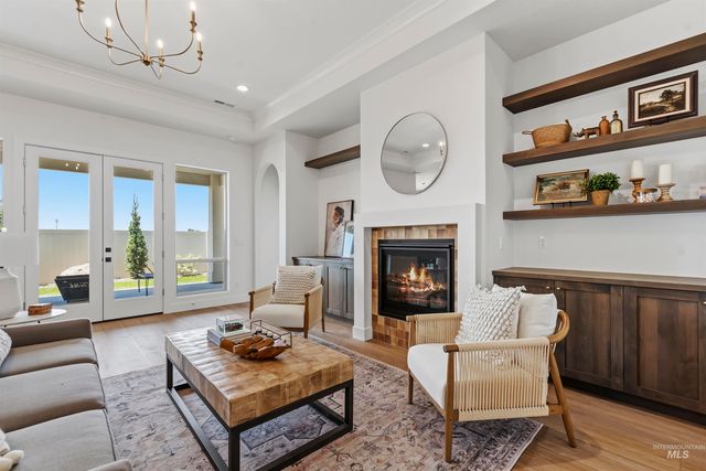 313 Mcneil Ave, Middleton, ID 83644