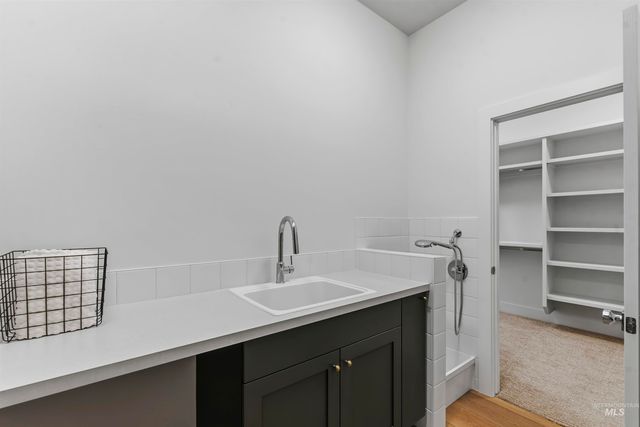 313 Mcneil Ave, Middleton, ID 83644