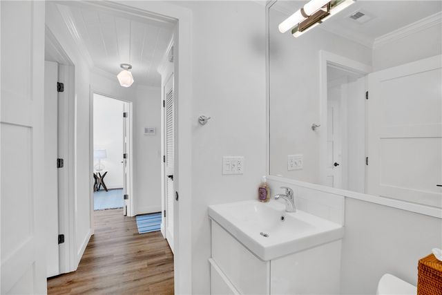 1830 E Sandpiper Road, Vero Beach, FL 32963