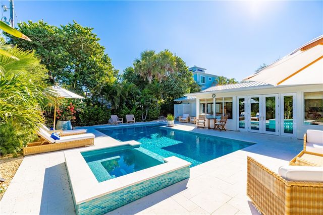 1830 E Sandpiper Road, Vero Beach, FL 32963