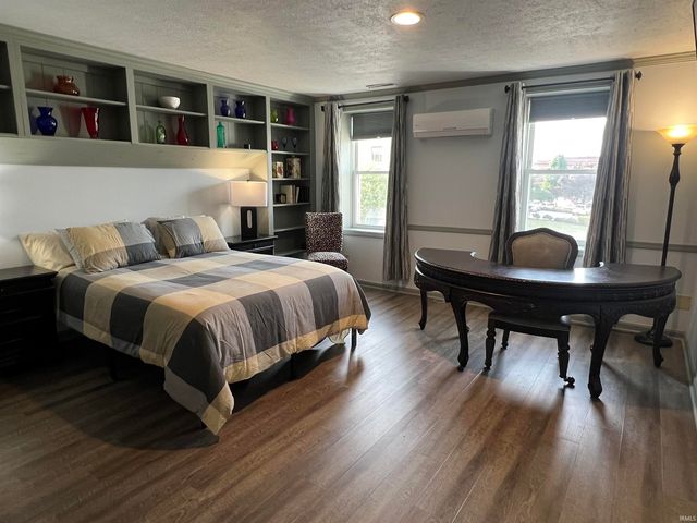 128 W Walnut, Kokomo, IN 46901