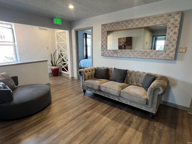 128 W Walnut, Kokomo, IN 46901