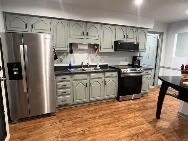 128 W Walnut, Kokomo, IN 46901