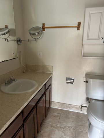 759 S PITFORD DR, Centerville, UT 84014