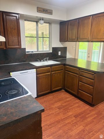 759 S PITFORD DR, Centerville, UT 84014