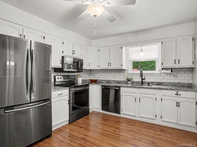 47 Martin Road, Hopewell Junction, NY 12533