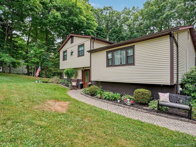 47 Martin Road, Hopewell Junction, NY 12533