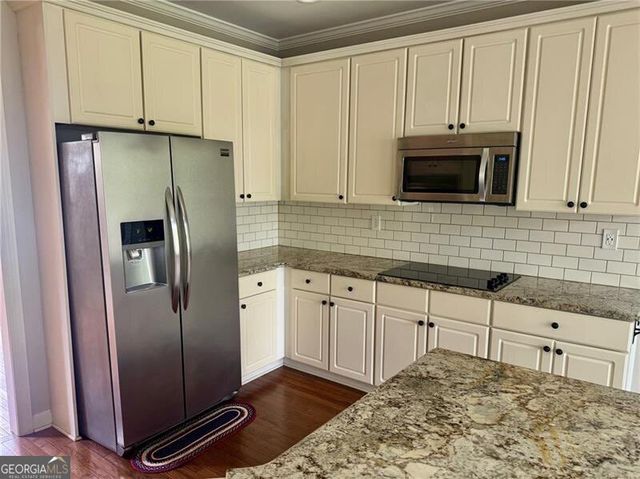 944 Bramble Oak Court, Powder Springs, GA 30127