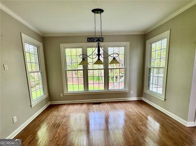 944 Bramble Oak Court, Powder Springs, GA 30127