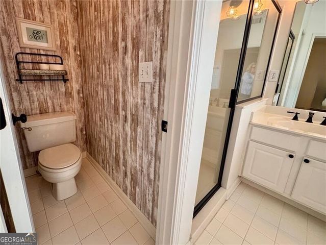 944 Bramble Oak Court, Powder Springs, GA 30127