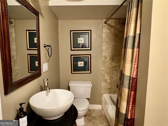 944 Bramble Oak Court, Powder Springs, GA 30127