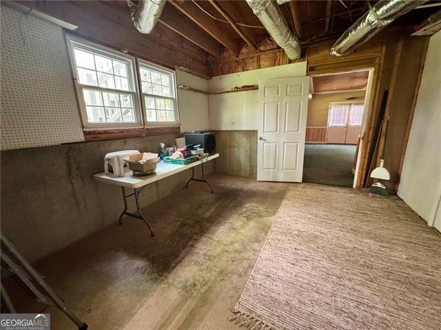 944 Bramble Oak Court, Powder Springs, GA 30127