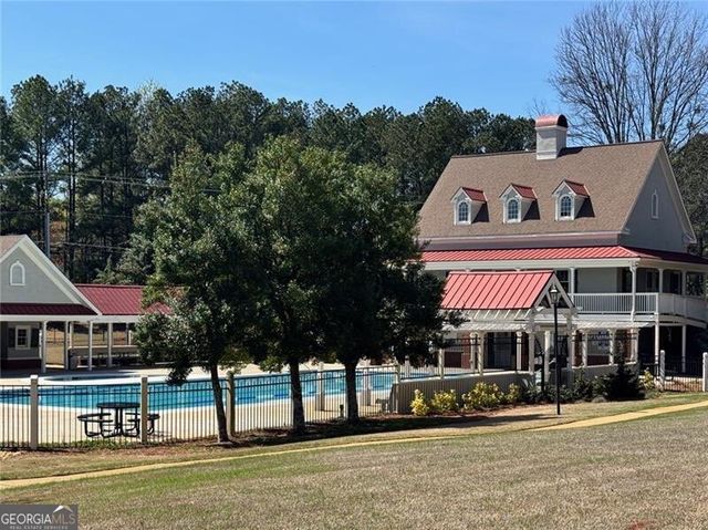 944 Bramble Oak Court, Powder Springs, GA 30127