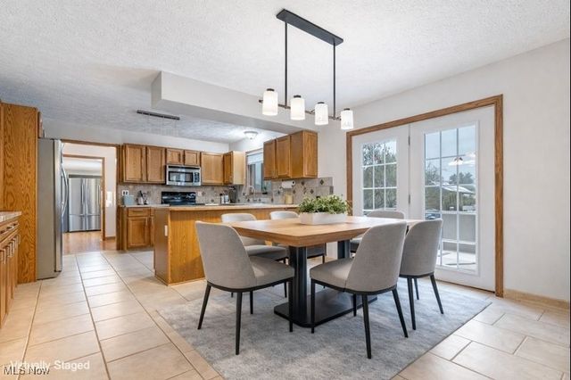 2543 Shadow Lane, Clinton, OH 44216