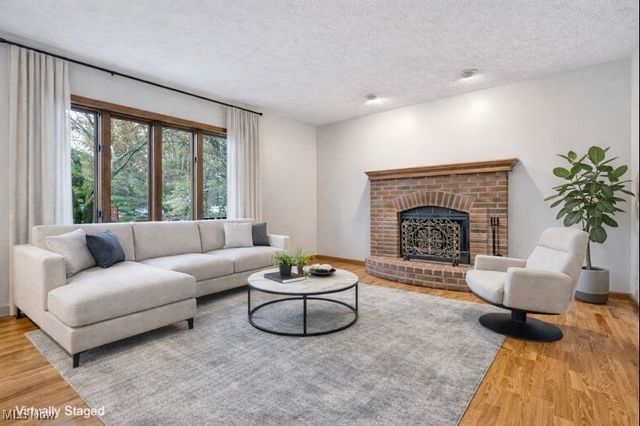 2543 Shadow Lane, Clinton, OH 44216