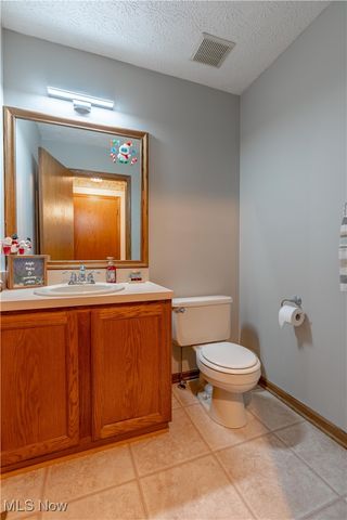 2543 Shadow Lane, Clinton, OH 44216