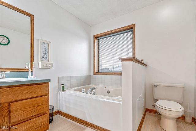 2543 Shadow Lane, Clinton, OH 44216