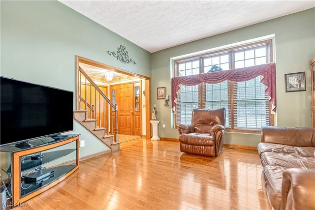 2543 Shadow Lane, Clinton, OH 44216