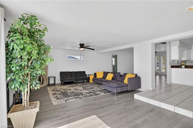 918 SE 35th ST, Cape Coral, FL 33904